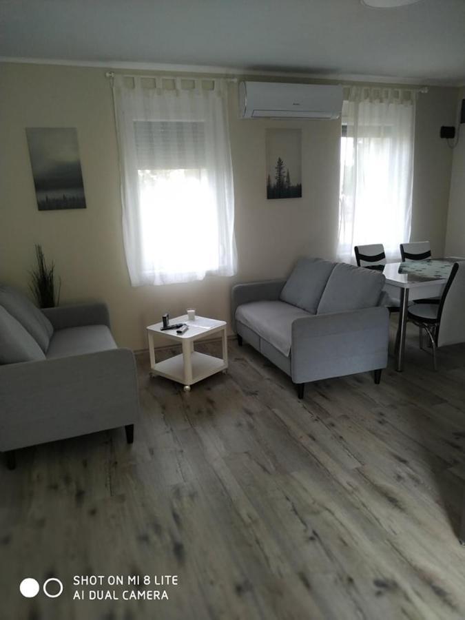 Sueni Apartman Ordacsehi Eksteriør bilde